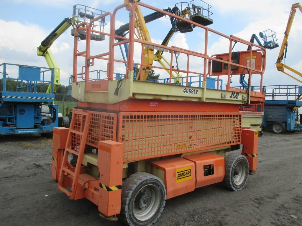 JLG 4069 LE - Ngritës gërshërë: foto 3 JLG 4069 LE - Ngritës gërshërë: foto 3