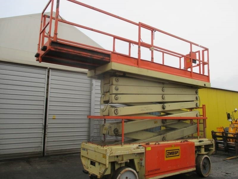 JLG Liftlux 180-12 - Ngritës gërshërë: foto 2 JLG Liftlux 180-12 - Ngritës gërshërë: foto 2