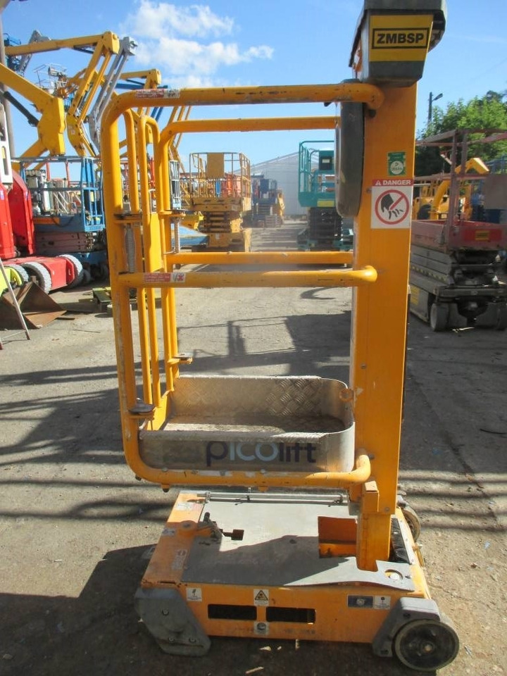 JLG Pecolift - Ngritës me direk vertikal: foto 5 JLG Pecolift - Ngritës me direk vertikal: foto 5
