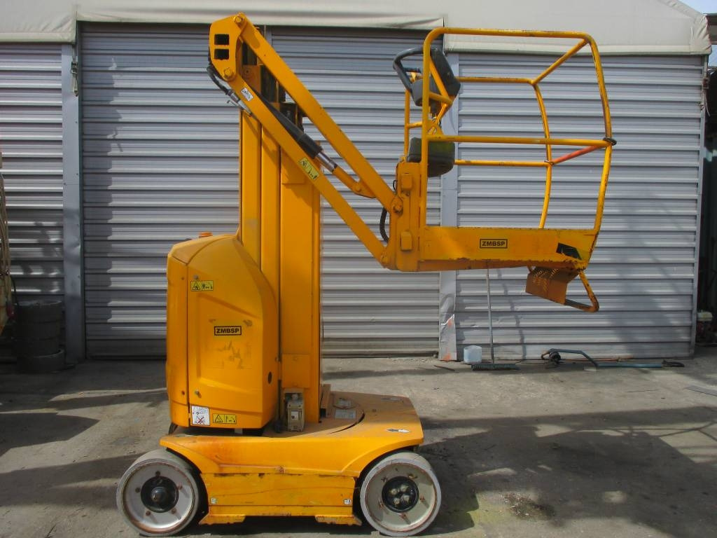 JLG Toucan 8 E - Ngritës me direk vertikal: foto 1 JLG Toucan 8 E - Ngritës me direk vertikal: foto 1