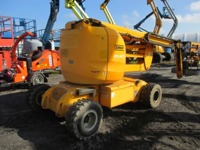Manitou 170 AETJ Bi-Energy - Krah me çernjerë: foto 3 Manitou 170 AETJ Bi-Energy - Krah me çernjerë: foto 3