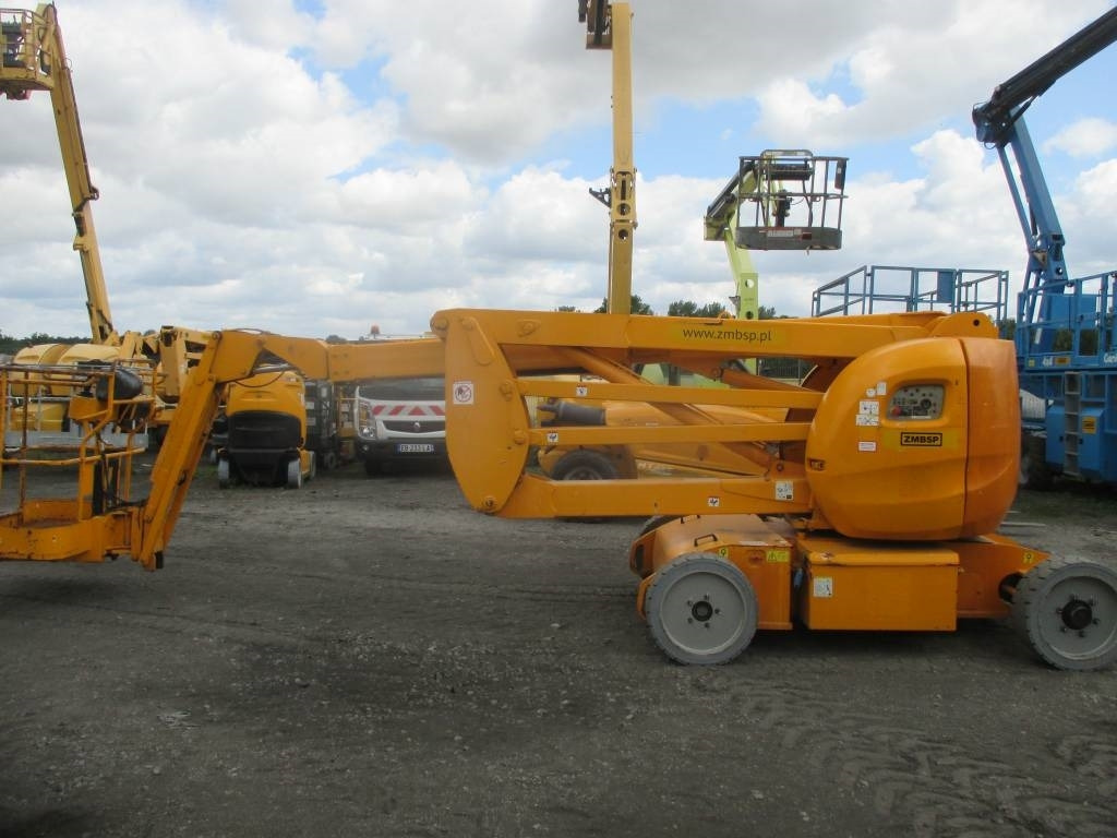 Manitou 170 AETJL - Krah me çernjerë: foto 2 Manitou 170 AETJL - Krah me çernjerë: foto 2