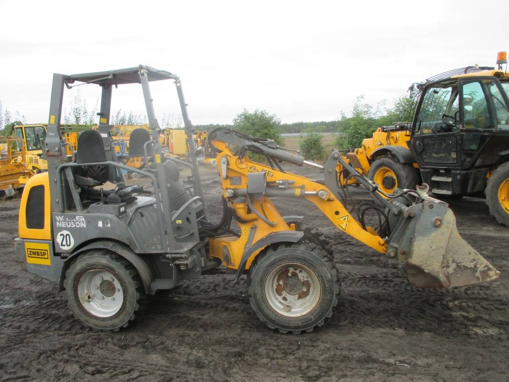 Wacker Neuson WL 25 - Fadrom me goma: foto 1 Wacker Neuson WL 25 - Fadrom me goma: foto 1