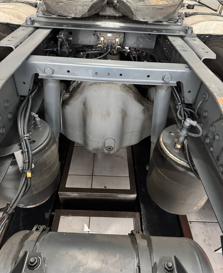 Renault Magnum 480 - Gjysmë-kamion: foto 4 Renault Magnum 480 - Gjysmë-kamion: foto 4