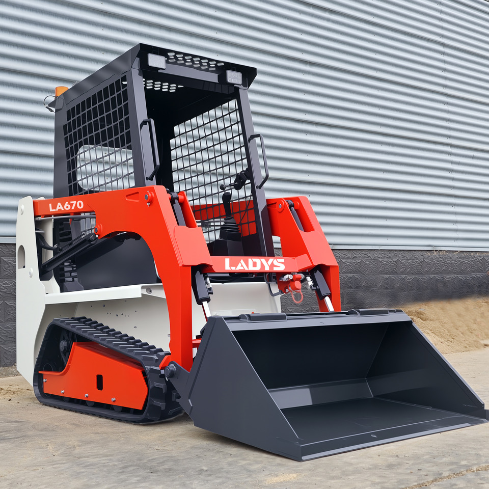 LADYS Free Shipping Mini Skid Steer Loader Compact Track Electric/Diesel Chinese Mini Skid Steer Loader For Sale With Mini Skid Steer Attachments 4 In 1 Bucket - Mini fadrom: foto 3 LADYS Free Shipping Mini Skid Steer Loader Compact Track Electric/Diesel Chinese Mini Skid Steer Loader For Sale With Mini Skid Steer Attachments 4 In 1 Bucket - Mini fadrom: foto 3