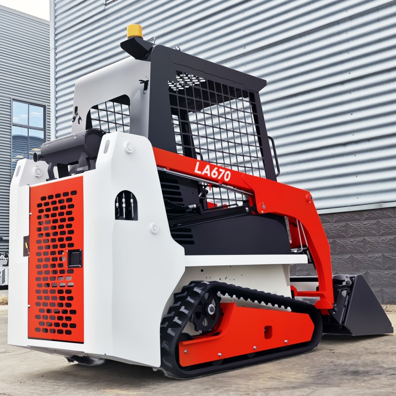 LADYS LADYS LA670 Mini Small Skid Steer Loader Compact Track Diesel Mini Skid Steer Loader For Sale With Small Mini Skid Steer Attachments 4 In 1 Bucket - Mini fadrom: foto 4 LADYS LADYS LA670 Mini Small Skid Steer Loader Compact Track Diesel Mini Skid Steer Loader For Sale With Small Mini Skid Steer Attachments 4 In 1 Bucket - Mini fadrom: foto 4