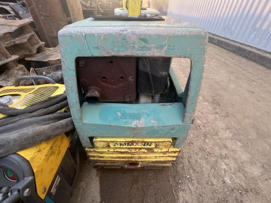 Ammann APH11095 - Pllakë vibratori: foto 5 Ammann APH11095 - Pllakë vibratori: foto 5