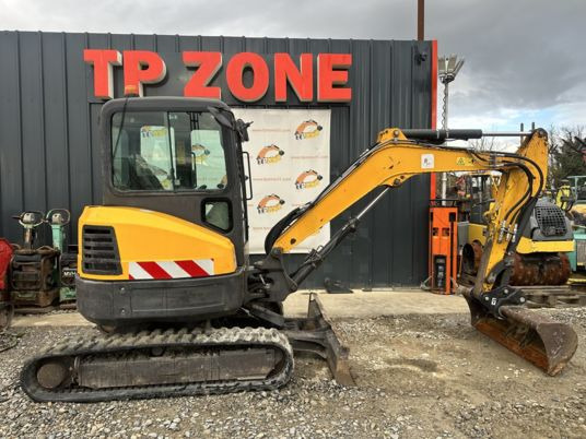 Bobcat E35 CLIM à 22 500 € HT - Miniekskavator: foto 1 Bobcat E35 CLIM à 22 500 € HT - Miniekskavator: foto 1