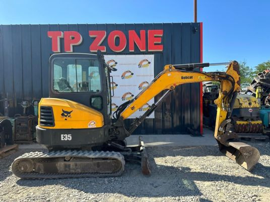 Bobcat E35 Cabine à 22500 € HT - Miniekskavator: foto 1 Bobcat E35 Cabine à 22500 € HT - Miniekskavator: foto 1