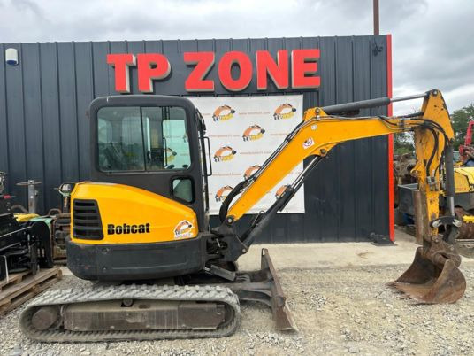 Bobcat E35 Cabine à 23 500 € HT - Miniekskavator: foto 1 Bobcat E35 Cabine à 23 500 € HT - Miniekskavator: foto 1