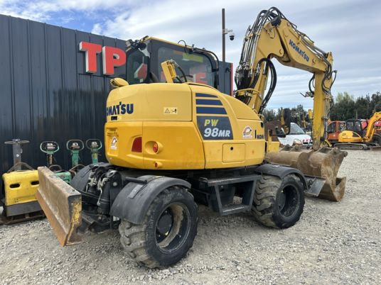Komatsu PW98MR-10 - Ekskavator me goma: foto 3 Komatsu PW98MR-10 - Ekskavator me goma: foto 3