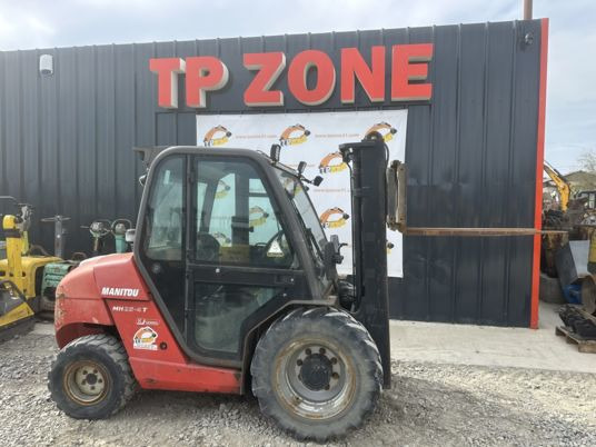 Manitou MH25-4 4X4 à 23500 € HT - Ngarkues me pirun për terren të ashpër: foto 1 Manitou MH25-4 4X4 à 23500 € HT - Ngarkues me pirun për terren të ashpër: foto 1