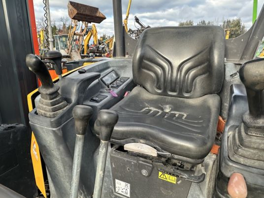 Volvo ECR25D à 22 500 € HT - Miniekskavator: foto 5 Volvo ECR25D à 22 500 € HT - Miniekskavator: foto 5