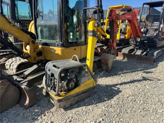 Wacker Neuson DPU4045 - Pllakë vibratori: foto 3 Wacker Neuson DPU4045 - Pllakë vibratori: foto 3
