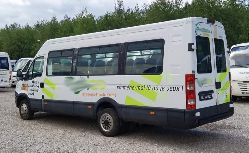 Iveco Daily 23 miejsca, KLIMA, WEBASTO - Autobus suburban: foto 5 Iveco Daily 23 miejsca, KLIMA, WEBASTO - Autobus suburban: foto 5