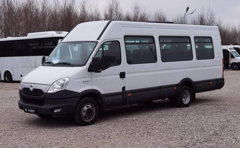 Iveco Daily 23 miejsca, KLIMA, WEBASTO - Autobus suburban: foto 2 Iveco Daily 23 miejsca, KLIMA, WEBASTO - Autobus suburban: foto 2
