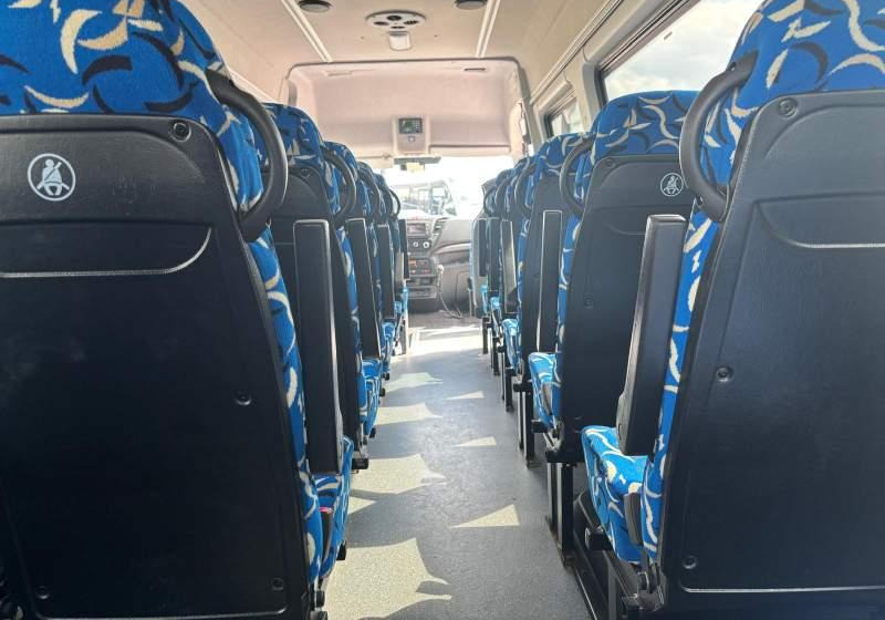 Autobus suburban Iveco Daily A65C 2x klima  Sprinter Crafter: foto 17
