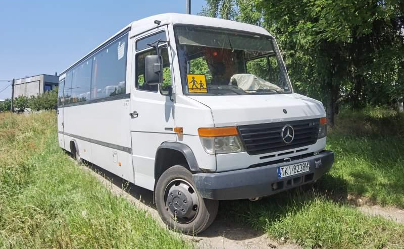 Mercedes-Benz Vario 813D 37+12 - Autobus suburban: foto 1 Mercedes-Benz Vario 813D 37+12 - Autobus suburban: foto 1