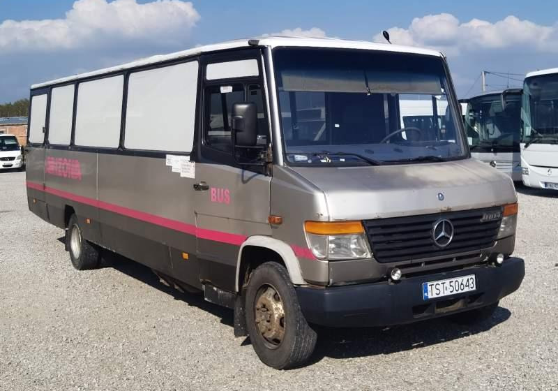 Mercedes-Benz Vario 814D 37+5 - Autobus suburban: foto 2 Mercedes-Benz Vario 814D 37+5 - Autobus suburban: foto 2