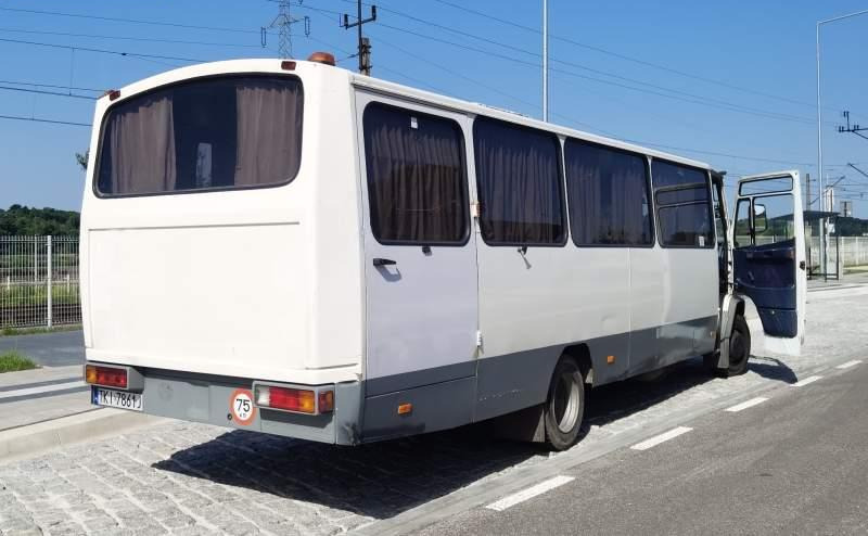 Mercedes-Benz Vario 814D 38+12 - Autobus suburban: foto 4 Mercedes-Benz Vario 814D 38+12 - Autobus suburban: foto 4