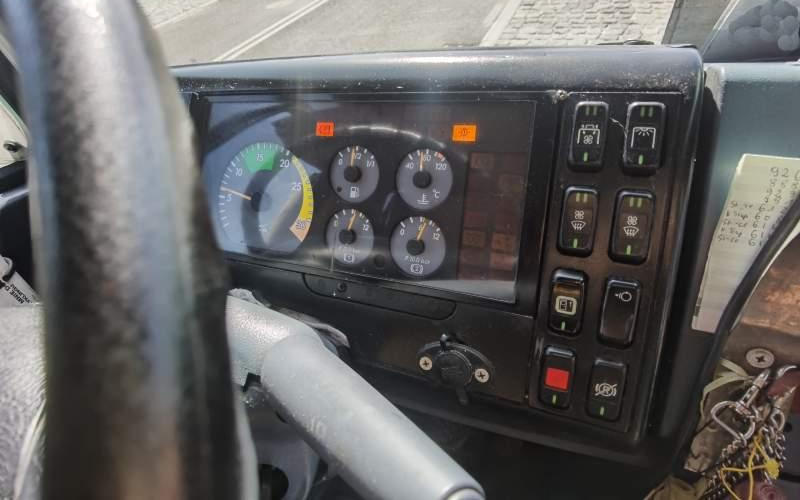 Mercedes-Benz Vario 814D 38+12 - Autobus suburban: foto 5 Mercedes-Benz Vario 814D 38+12 - Autobus suburban: foto 5