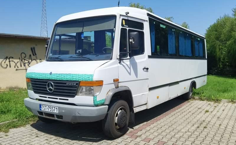 Mercedes-Benz Vario 814D 38+12 - Autobus suburban: foto 1 Mercedes-Benz Vario 814D 38+12 - Autobus suburban: foto 1