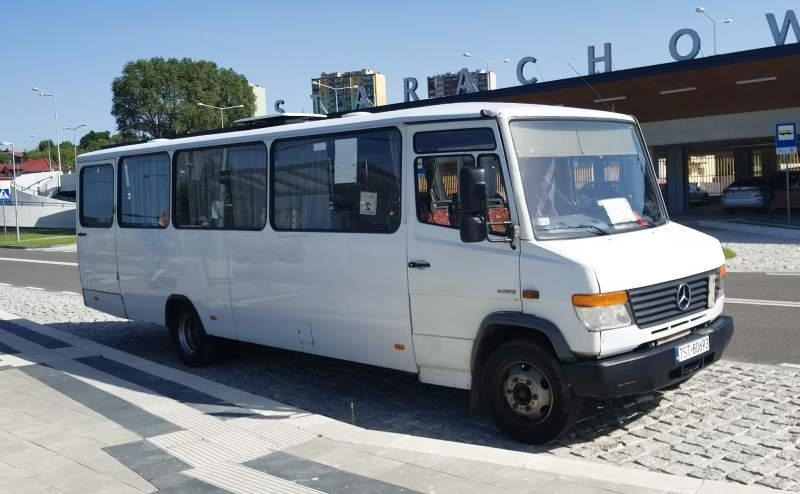 Mercedes-Benz Vario 814D 38+13 - Autobus suburban: foto 2 Mercedes-Benz Vario 814D 38+13 - Autobus suburban: foto 2