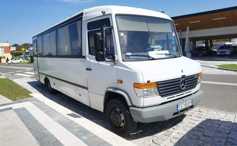 Mercedes-Benz Vario 814D 38+15 - Autobus suburban: foto 2 Mercedes-Benz Vario 814D 38+15 - Autobus suburban: foto 2