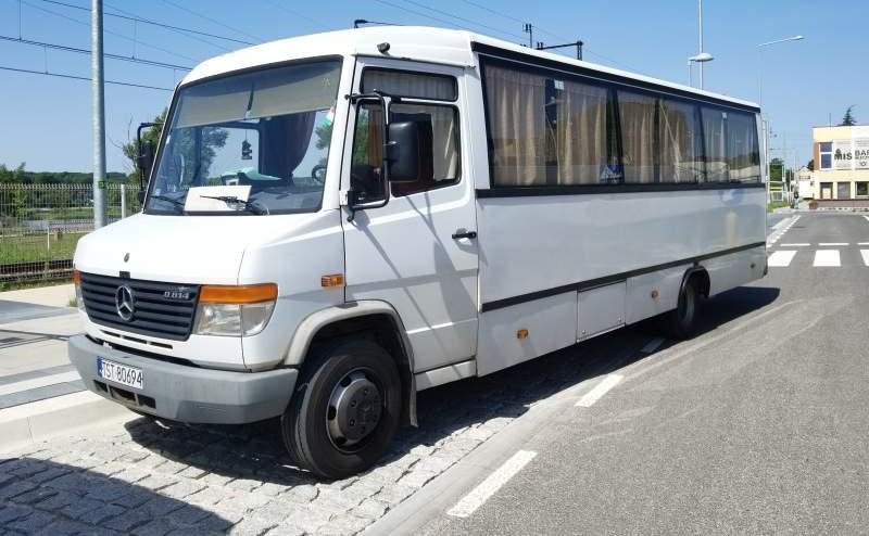 Mercedes-Benz Vario 814D 38+15 - Autobus suburban: foto 1 Mercedes-Benz Vario 814D 38+15 - Autobus suburban: foto 1