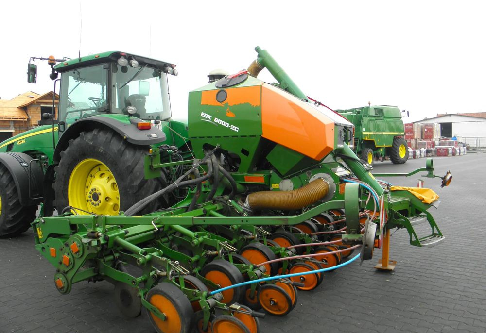 Amazone EDX 6000-2C Xpress 8 rzedowy, Nie Malowany, Stan Bardzo Dobry - Mbjellëse në radhë: foto 4 Amazone EDX 6000-2C Xpress 8 rzedowy, Nie Malowany, Stan Bardzo Dobry - Mbjellëse në radhë: foto 4