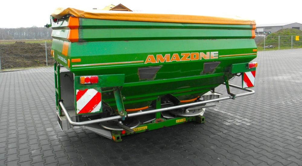 Amazone ZA-M ULTRA 4200 2012 Rok , Waga, Nie Malowany, Stan Bardzo Dobry - Shpërndarës plehu kimik: foto 3 Amazone ZA-M ULTRA 4200 2012 Rok , Waga, Nie Malowany, Stan Bardzo Dobry - Shpërndarës plehu kimik: foto 3