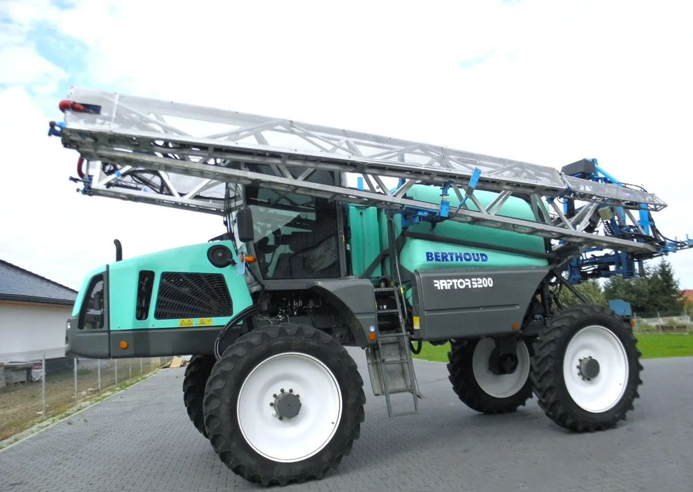 Spërkatës Berthoud Raptor 5200 2012 Rok, 36M, H-145cm, GPS, Nie Malowany, Stan Bardzo Dobry: foto 10 Spërkatës Berthoud Raptor 5200 2012 Rok, 36M, H-145cm, GPS, Nie Malowany, Stan Bardzo Dobry: foto 10