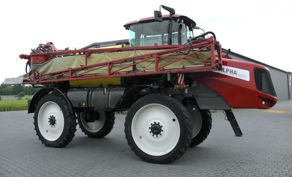 Hardi ALPHA 4100 EVO 2013 Rok, 30 metrow,40 km/h,GPS, Nie Malowany, Stan Bardzo Dobry - Spërkatës: foto 2 Hardi ALPHA 4100 EVO 2013 Rok, 30 metrow,40 km/h,GPS, Nie Malowany, Stan Bardzo Dobry - Spërkatës: foto 2