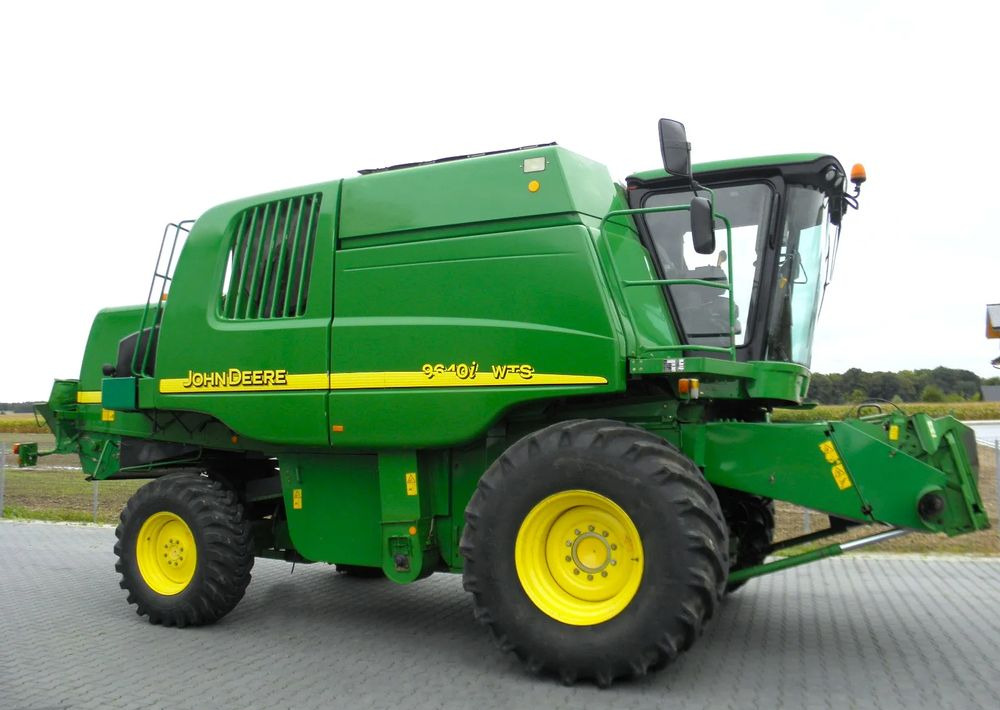 John Deere WTS 9640i 2006 Rok , Nowsza Wersja, heder,6,7m, Greenstar, Nie Malowany, Stan Bardzo Dobry - Autokombajnë: foto 4 John Deere WTS 9640i 2006 Rok , Nowsza Wersja, heder,6,7m, Greenstar, Nie Malowany, Stan Bardzo Dobry - Autokombajnë: foto 4