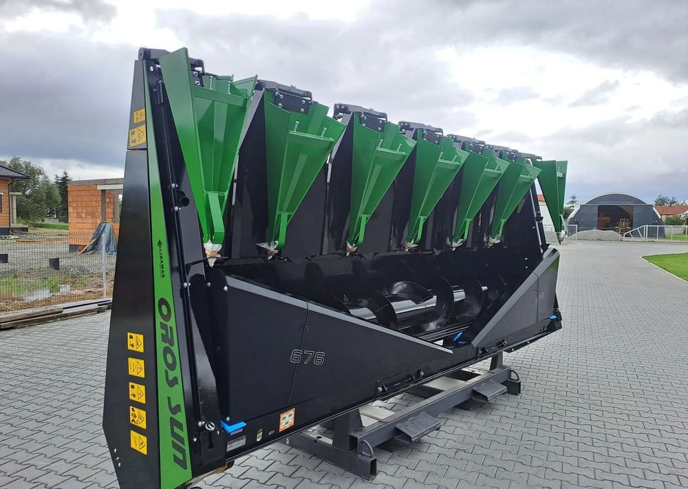 Oros Oros SUN 676 6 rzędowy, Nowe Przystawki do zbioru Słonecznika - Korrëse luledielli: foto 5 Oros Oros SUN 676 6 rzędowy, Nowe Przystawki do zbioru Słonecznika - Korrëse luledielli: foto 5