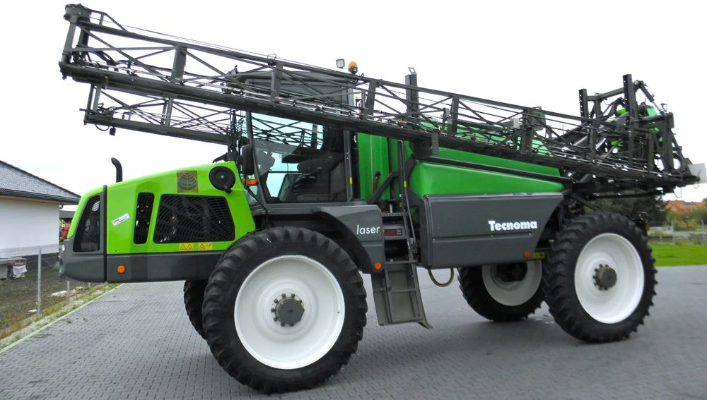 Tecnoma Laser 4240 2014 Rok, GPS, 36 M, Nie Malowany, Stan Bardzo Dobry - Spërkatës: foto 4 Tecnoma Laser 4240 2014 Rok, GPS, 36 M, Nie Malowany, Stan Bardzo Dobry - Spërkatës: foto 4