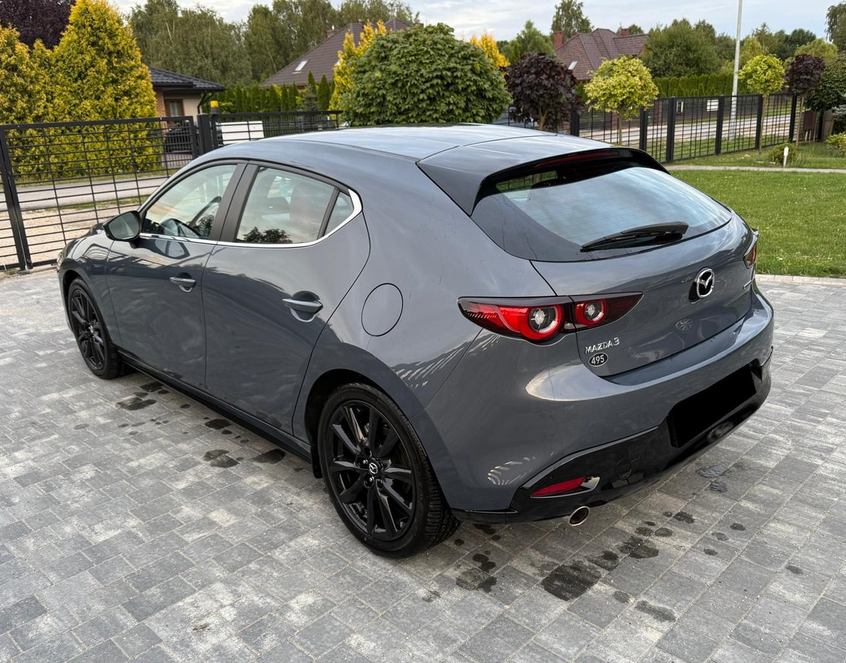 MAZDA 3 - Veturë: foto 3 MAZDA 3 - Veturë: foto 3