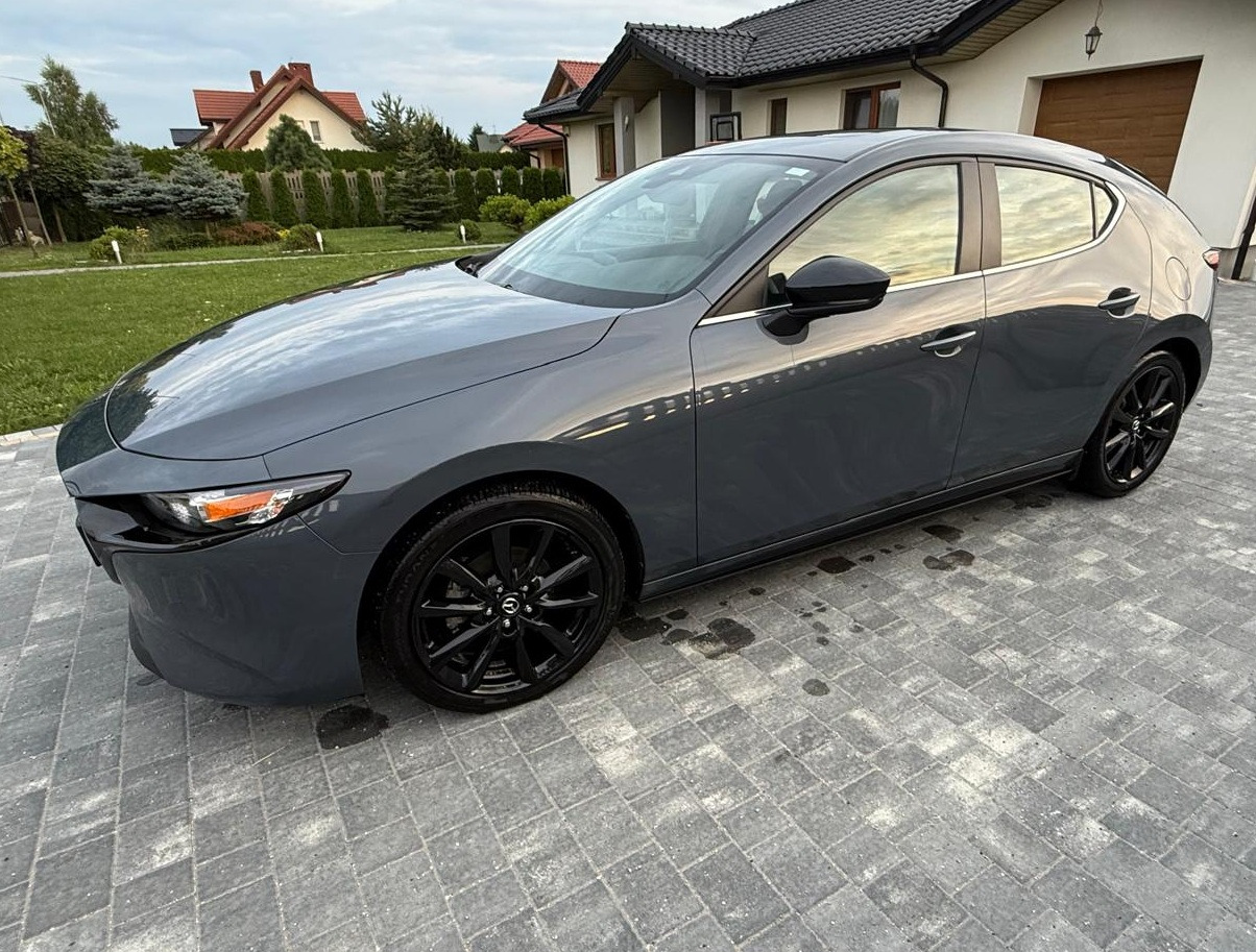 MAZDA 3 - Veturë: foto 5 MAZDA 3 - Veturë: foto 5
