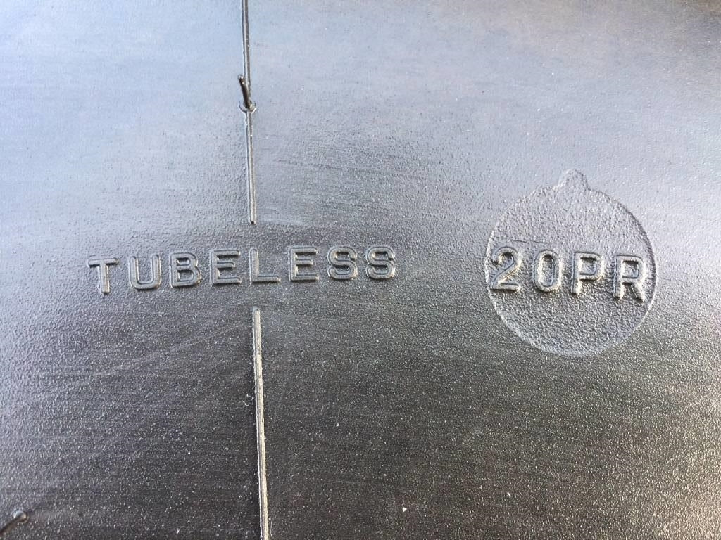 Michelin 525/65R20.5 XS - USED A 40% - Gomë për Makineri bujqësore: foto 5 Michelin 525/65R20.5 XS - USED A 40% - Gomë për Makineri bujqësore: foto 5