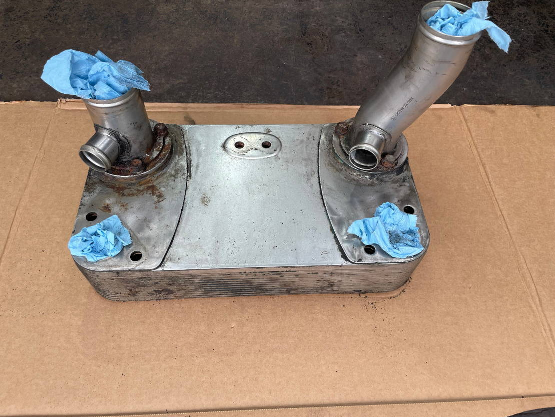 ZF ZF Ölkühler Wärmetauscher Getriebeölkühler Ecolife 6AP 1400 1700 - Ftohës vaji për Autobus: foto 1 ZF ZF Ölkühler Wärmetauscher Getriebeölkühler Ecolife 6AP 1400 1700 - Ftohës vaji për Autobus: foto 1