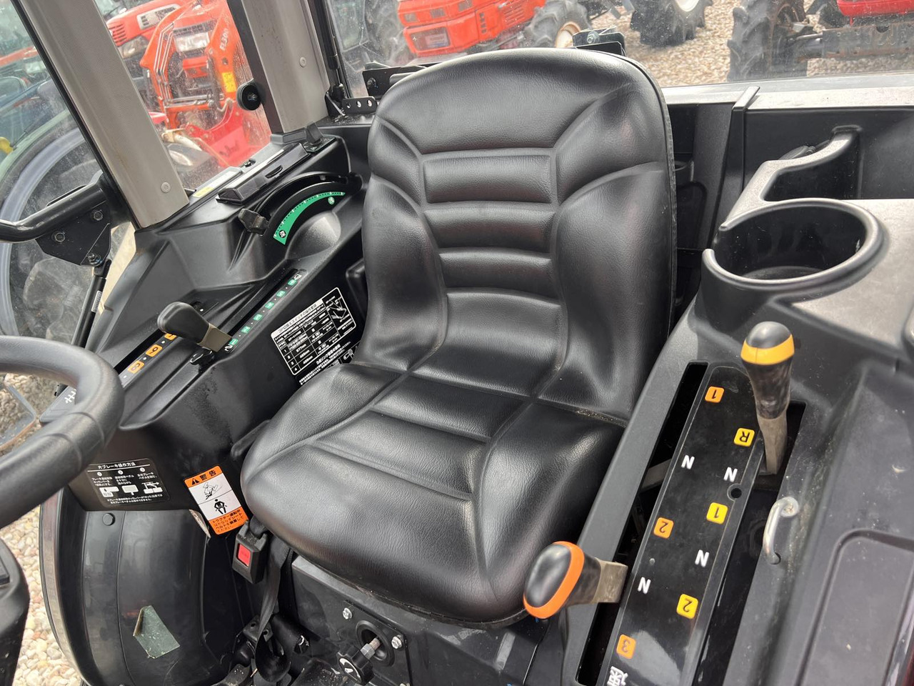 Yanmar YT225 - Minitraktor: foto 4 Yanmar YT225 - Minitraktor: foto 4