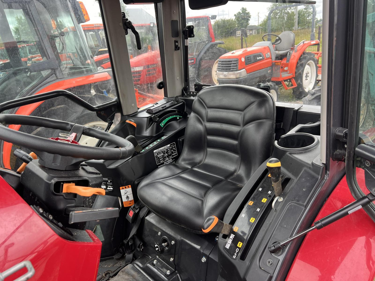 Yanmar YT225 - Minitraktor: foto 3 Yanmar YT225 - Minitraktor: foto 3