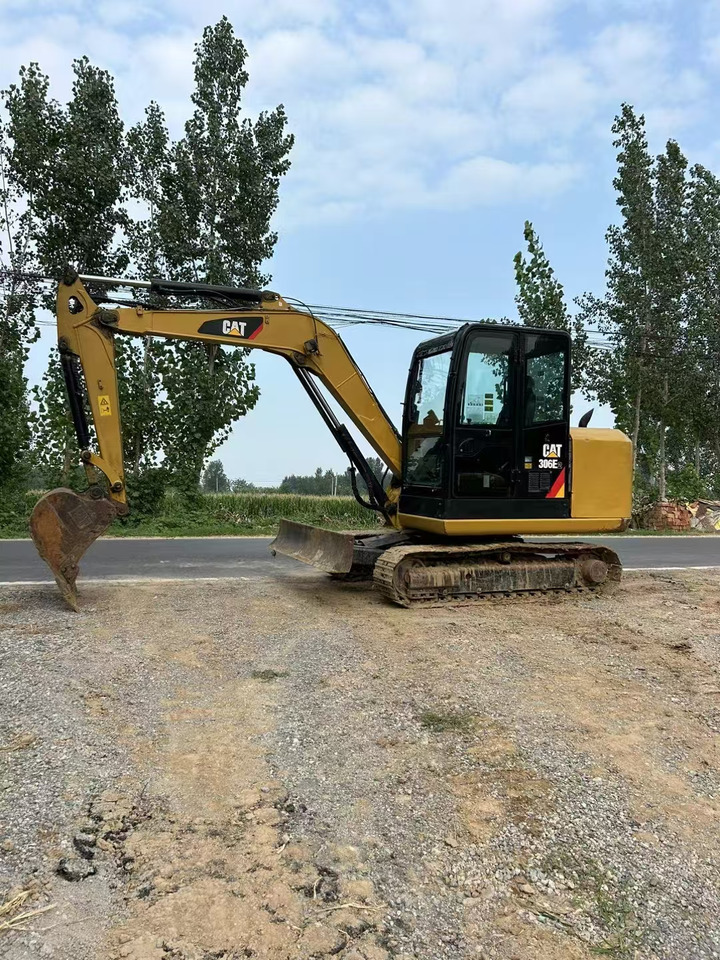 CATERPILLAR 306E2 - Ekskavator me zinxhirë: foto 1 CATERPILLAR 306E2 - Ekskavator me zinxhirë: foto 1