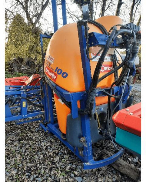CARUELLE 1000L - Spërkatës me rimorkio: foto 1 CARUELLE 1000L - Spërkatës me rimorkio: foto 1
