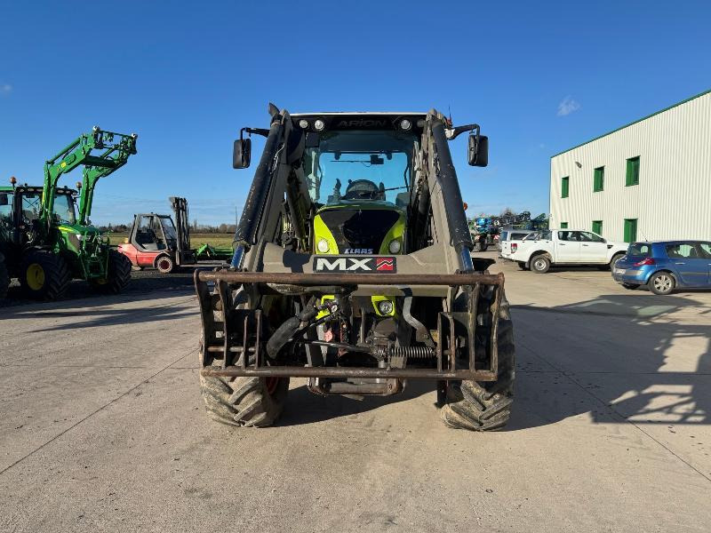 CLAAS ARION 520 - Traktor: foto 2 CLAAS ARION 520 - Traktor: foto 2