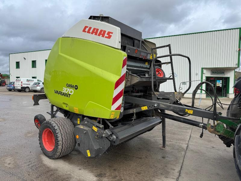CLAAS VARIANT 370 - Dengmbledhëse e rrumbullakët: foto 5 CLAAS VARIANT 370 - Dengmbledhëse e rrumbullakët: foto 5