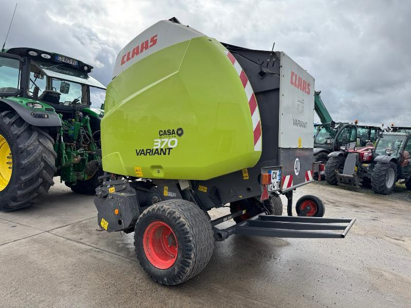 CLAAS VARIANT 370 - Dengmbledhëse e rrumbullakët: foto 2 CLAAS VARIANT 370 - Dengmbledhëse e rrumbullakët: foto 2