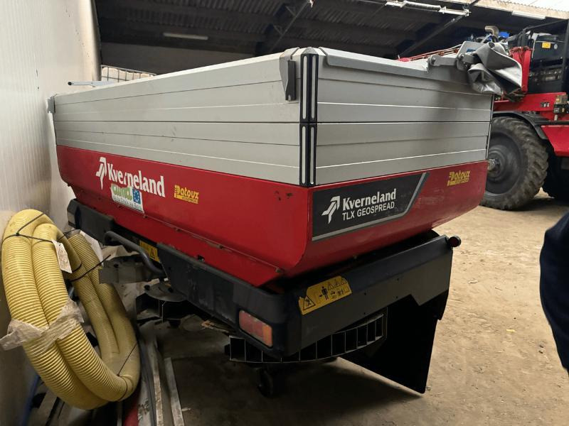 KVERNELAND TLX 3225 GEOSPRE - Shpërndarës plehu kimik: foto 4 KVERNELAND TLX 3225 GEOSPRE - Shpërndarës plehu kimik: foto 4