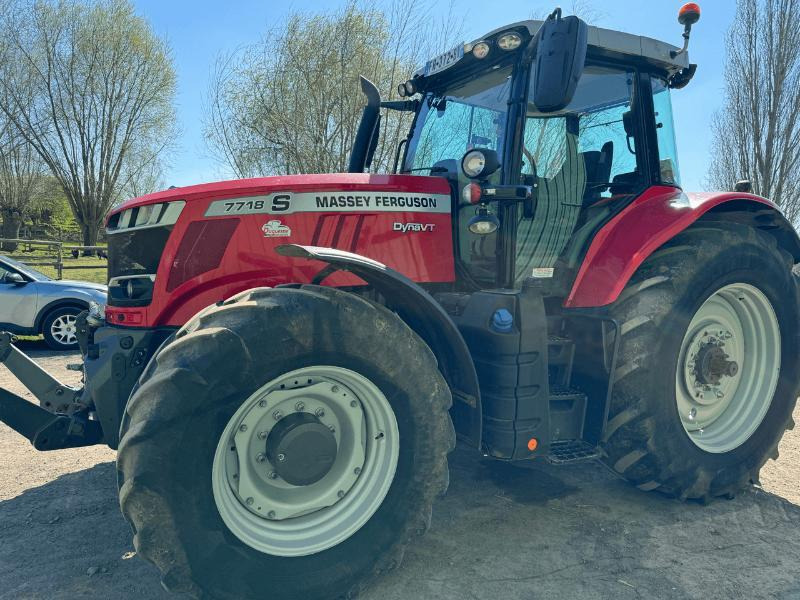 MASSEY-FERGUSON 7718 S VT - Traktor: foto 1 MASSEY-FERGUSON 7718 S VT - Traktor: foto 1