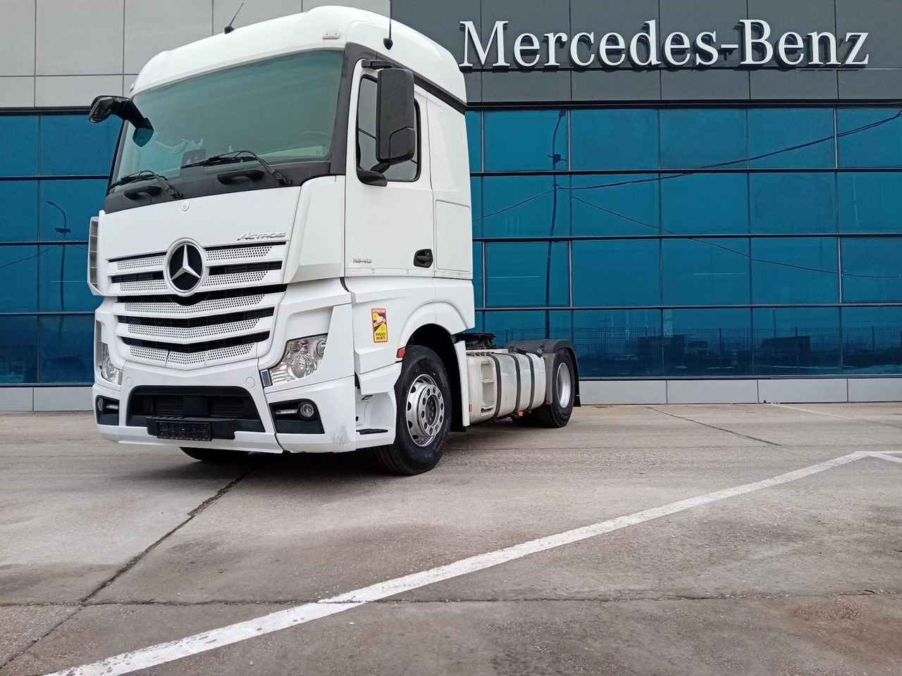 Mercedes-Benz Actros 1845 LS, Full ADR+PTO, STANDKLIMA, TOP !!! - Gjysmë-kamion: foto 1 Mercedes-Benz Actros 1845 LS, Full ADR+PTO, STANDKLIMA, TOP !!! - Gjysmë-kamion: foto 1